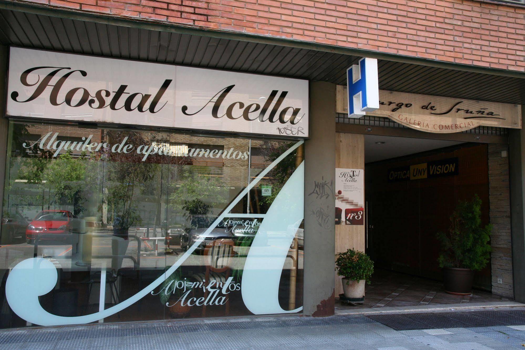 Alojamientos Acella Pamplona Exterior photo